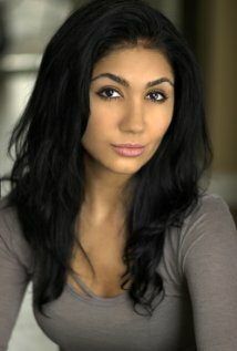 Sheena Kharazmi
