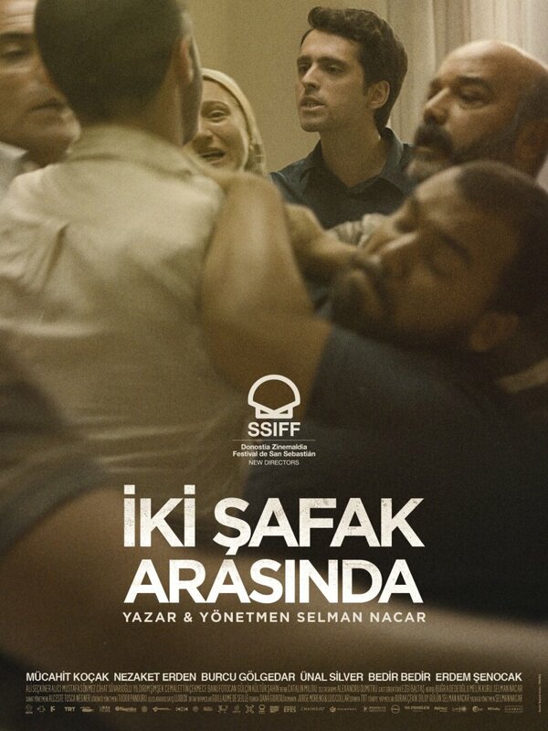 Постер фильма Iki Safak Arasinda