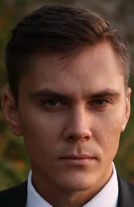 Евгений Любовников