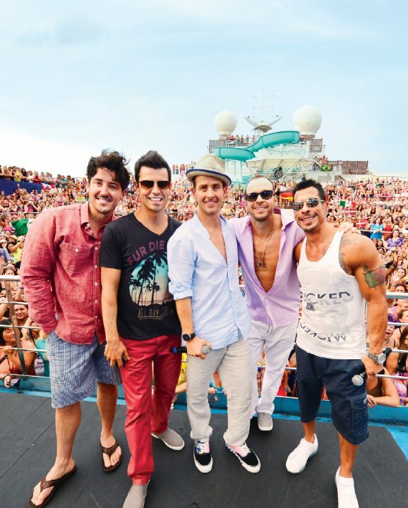 Постер сериала Rock This Boat: New Kids on the Block