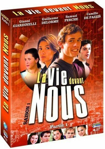 Постер сериала La vie devant nous