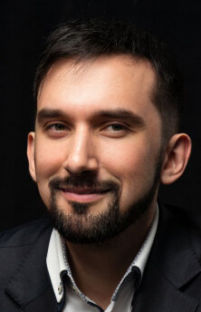 Александр Сафонов