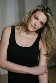 Cwik Janelle