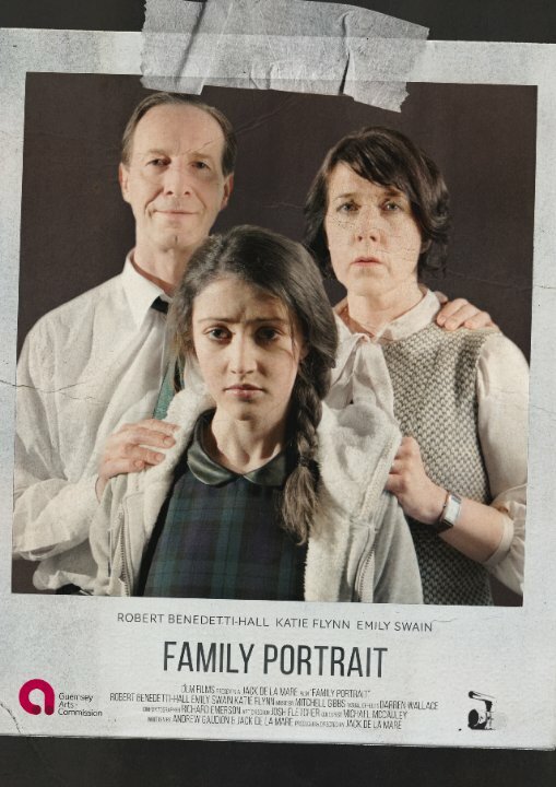 Постер фильма Family Portrait