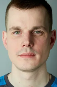 Олег Лазарев