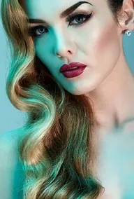 Миранда Барри