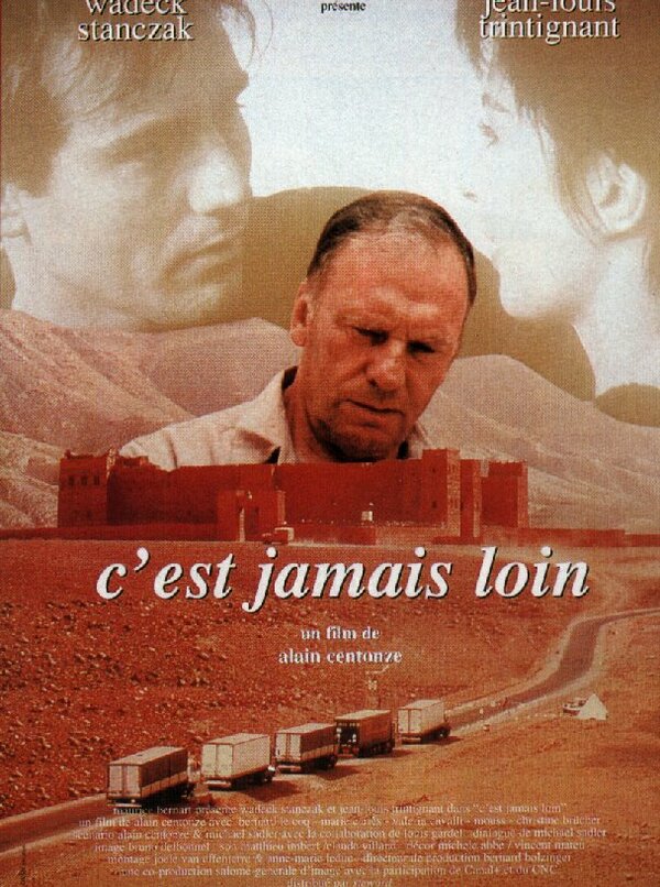 Постер фильма C'est jamais loin