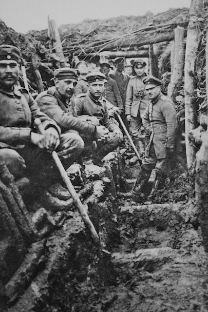 Постер фильма Voices from the Lost Generation