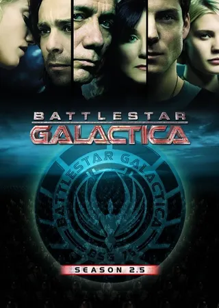 Постер Звёздный крейсер «Галактика»: Сопротивление (2006)