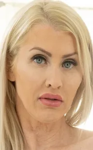 Кэти Монро