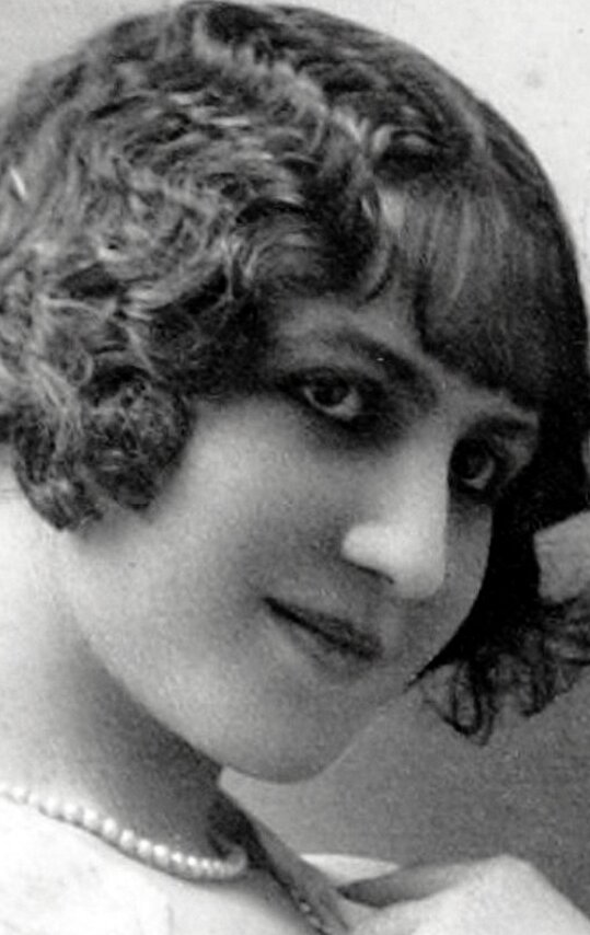 Renée Baltha