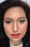 Елена Кхан