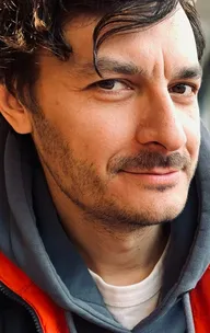 Эльдар Кархалев