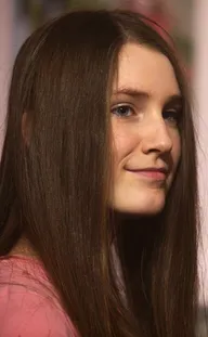 Лола Гейв