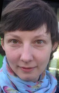 Нана Суханова