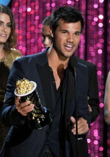 Постер Церемония вручения премии MTV Movie Awards 2012 (2012)