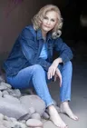 Сэлли Энн Френсис