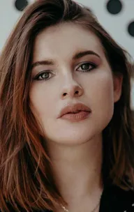 Анна Цуканова-Котт