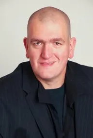 Мартин Пакетт
