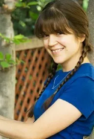 Элли Коста