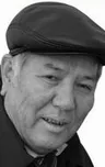 Дулат Исабеков 
