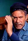 Луис Куинн