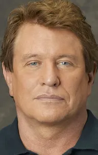 Том Беренджер