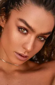 Sommer Ray