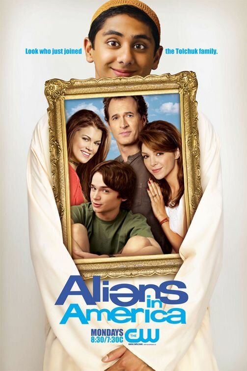 Постер сериала Чужие в Америке