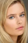 Рианна Камерон