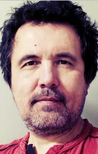 Владислав Савватеев