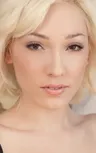 Лили Лабё