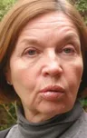 Миа Надаси