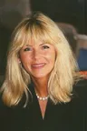 Лена Валайтис