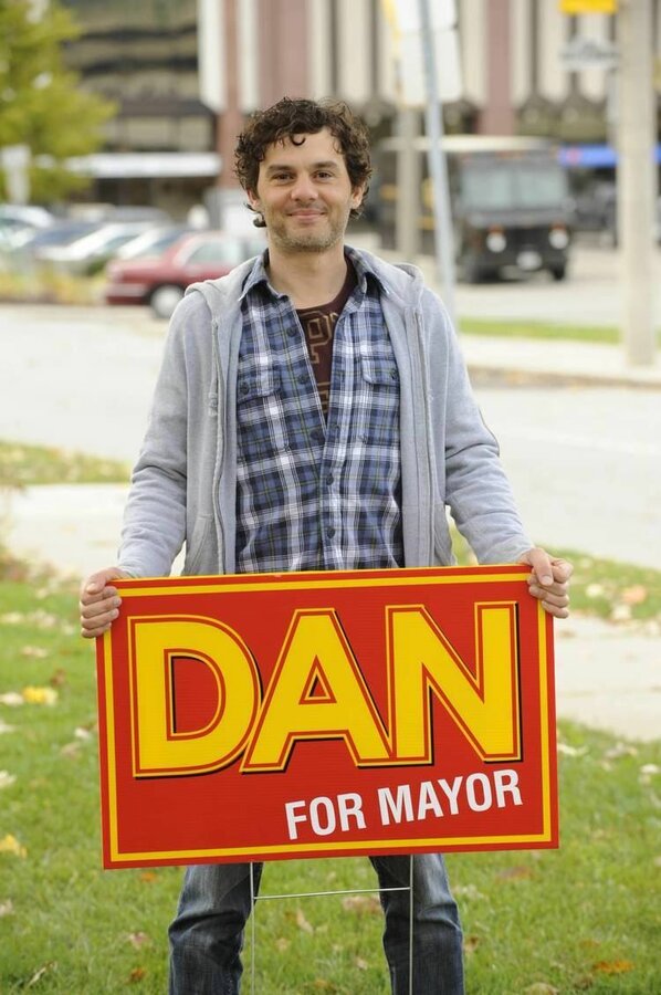 Постер сериала Dan for Mayor