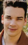 Maximilian Mena