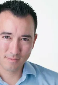 Гленн Дж Адамс