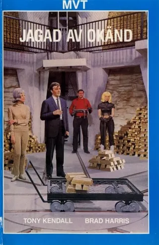 Постер Комиссар X: Поцелуй и убей (1966)