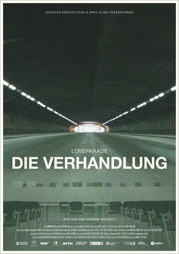 Постер фильма Loveparade: Die Verhandlung