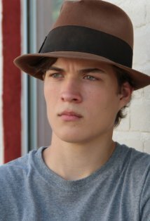 Zachary Mull